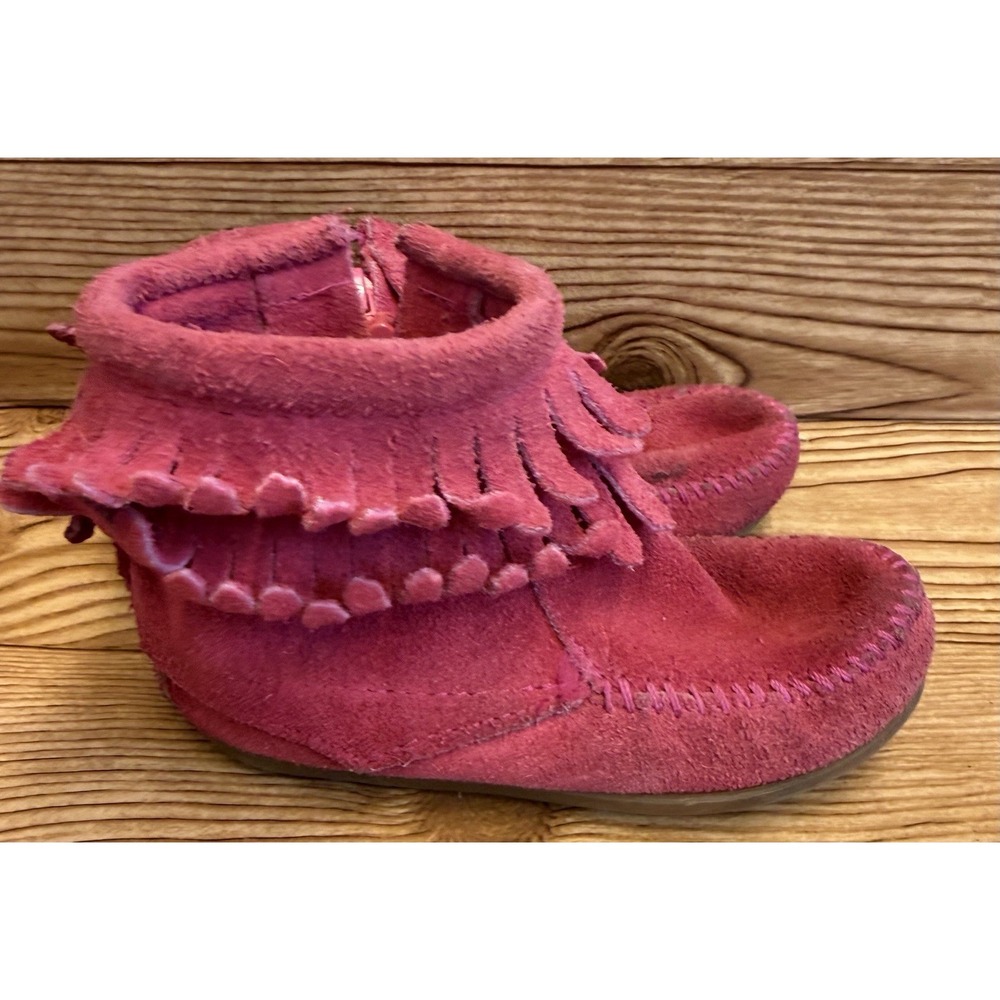 Minnetonka Fringe Moccasin Boots Shoes‎ Pink Suede Leather Size 8 Zip Toddler